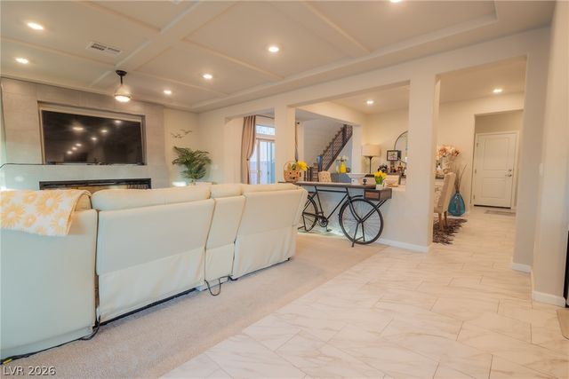 6844 Vista Roma Avenue, Las Vegas, NV 89139