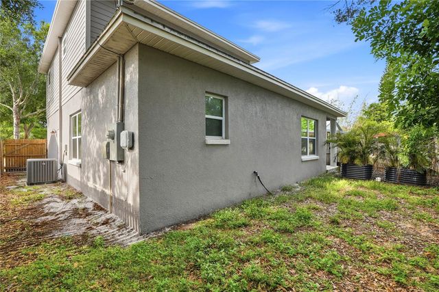 1712 31ST AVENUE N, St Petersburg, FL 33713