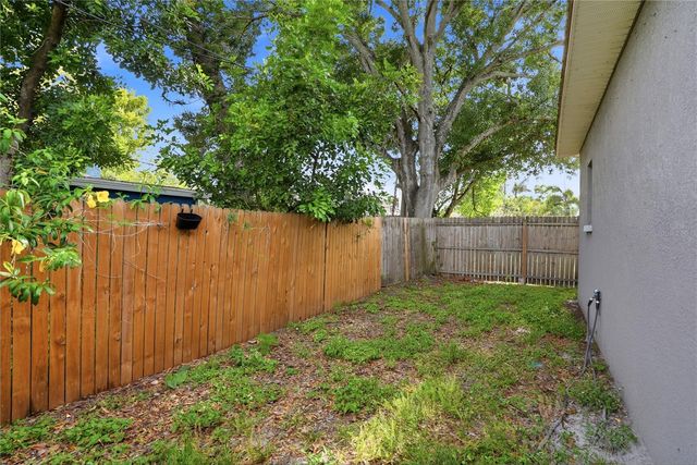 1712 31ST AVENUE N, St Petersburg, FL 33713