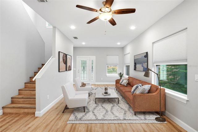 1712 31ST AVENUE N, St Petersburg, FL 33713