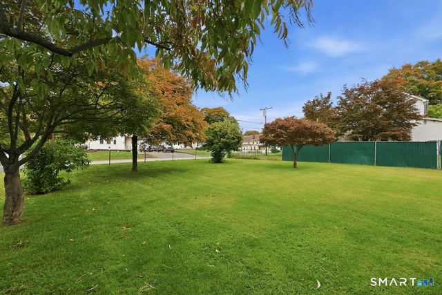 55 Edwards Street, Manchester, CT 06042