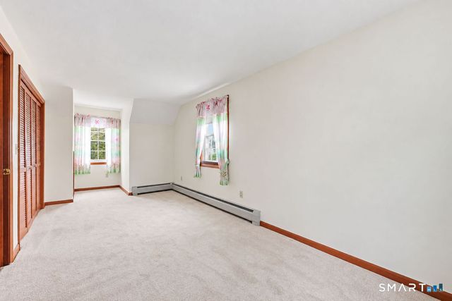 55 Edwards Street, Manchester, CT 06042
