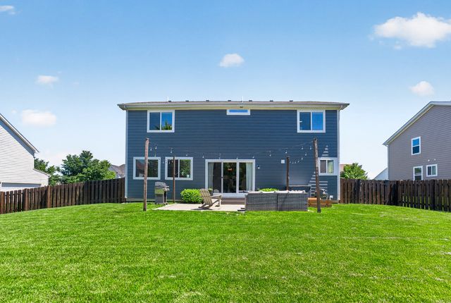 162 Hibiscus Lane, Elgin, IL 60124