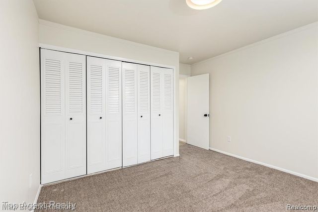 8251 Denwood Drive G1, Sterling Heights, MI 48312