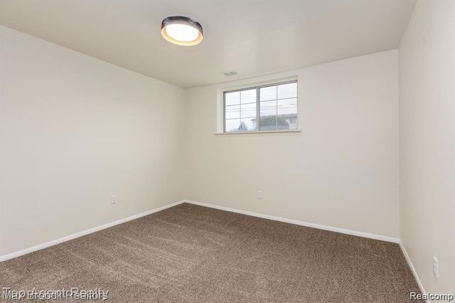 8251 Denwood Drive G1, Sterling Heights, MI 48312