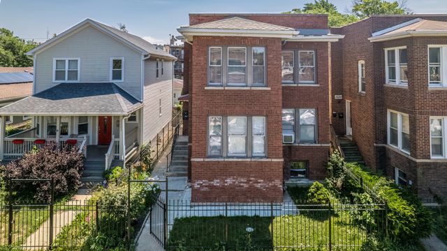 3337 W Cullom Avenue 3, Chicago, IL 60618