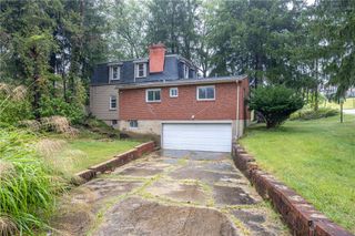 5011 3rd St, Penn Hills, PA 15147