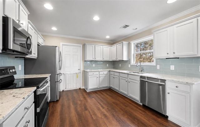 8805 Penbrooke Court, Cumming, GA 30028
