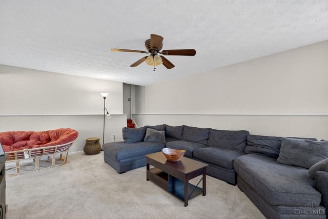 10001 Forestedge, Miamisburg, OH 45342