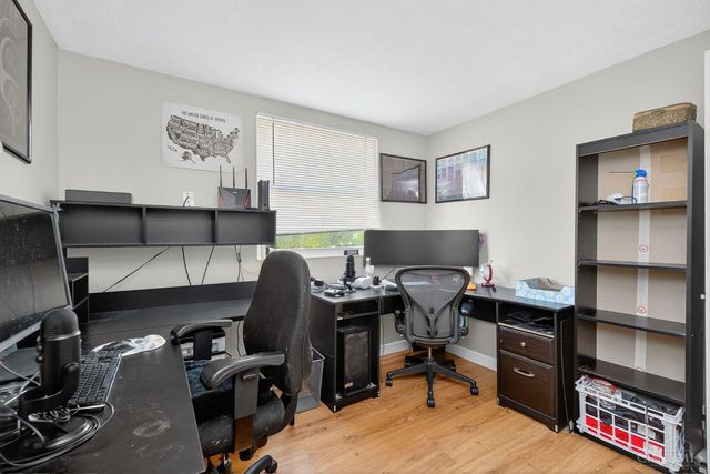 10001 Forestedge, Miamisburg, OH 45342