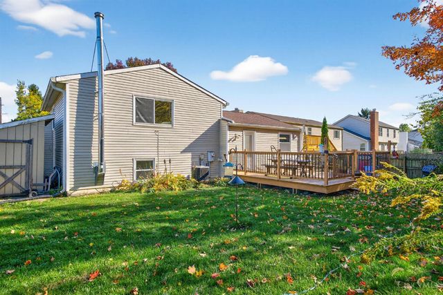 10001 Forestedge, Miamisburg, OH 45342