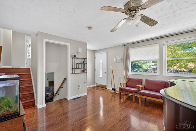 10001 Forestedge, Miamisburg, OH 45342