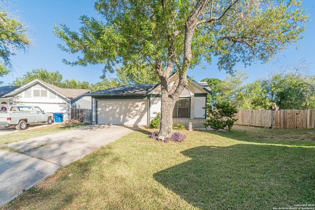 9402 Valley Moss, San Antonio, TX 78250