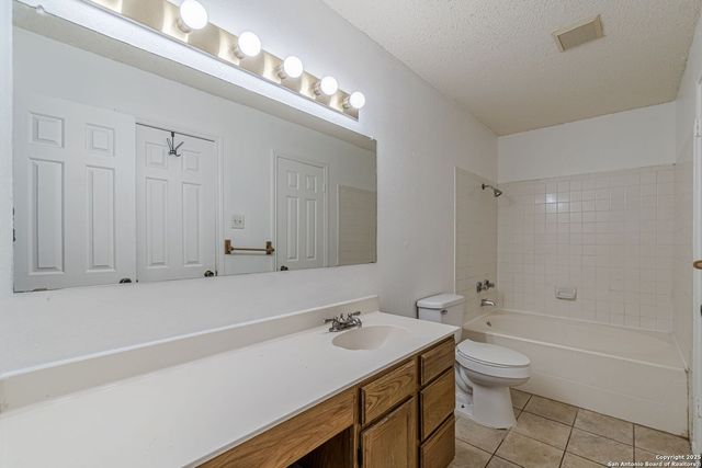 9402 Valley Moss, San Antonio, TX 78250