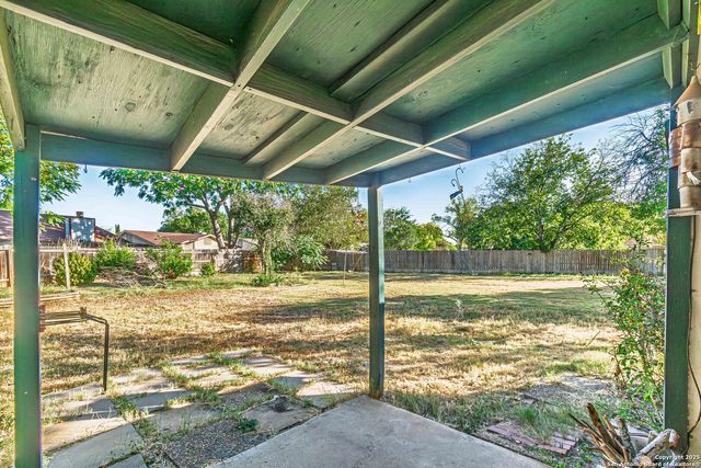 9402 Valley Moss, San Antonio, TX 78250