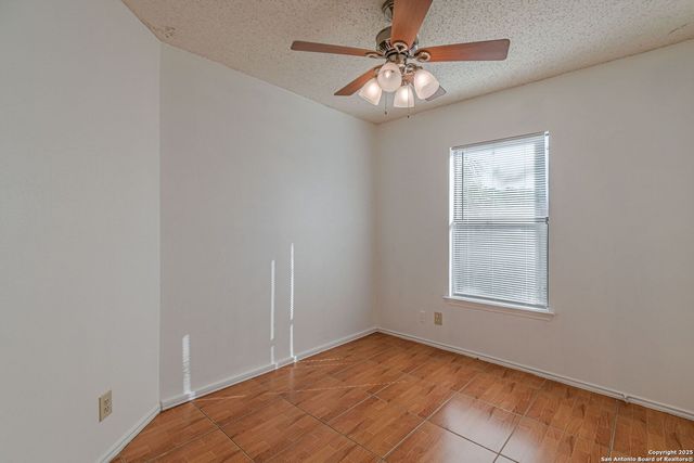 9402 Valley Moss, San Antonio, TX 78250