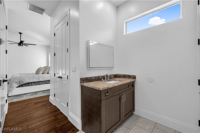 11141 Palmetto Ridge DR, Naples, FL 34110