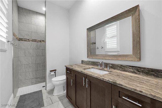 11141 Palmetto Ridge DR, Naples, FL 34110