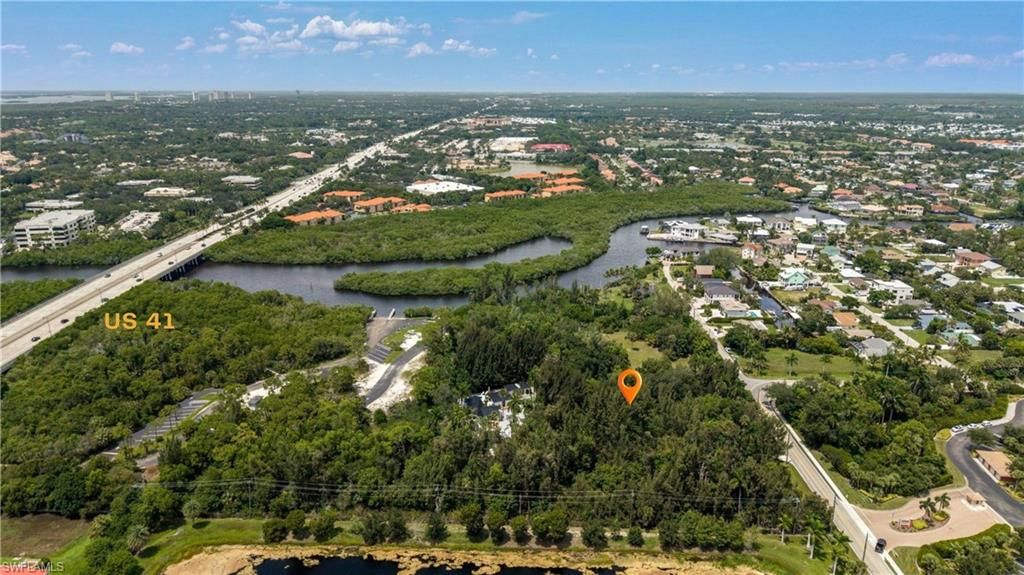 27400 Arroyal RD, BONITA SPRINGS, FL 34135 — photo 5