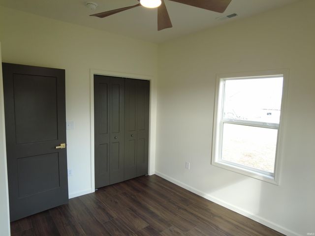 444 S 4TH Street, Mitchell, IN 47446