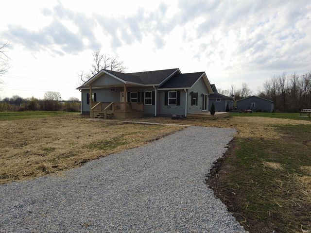 444 S 4TH Street, Mitchell, IN 47446