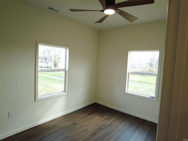 444 S 4TH Street, Mitchell, IN 47446