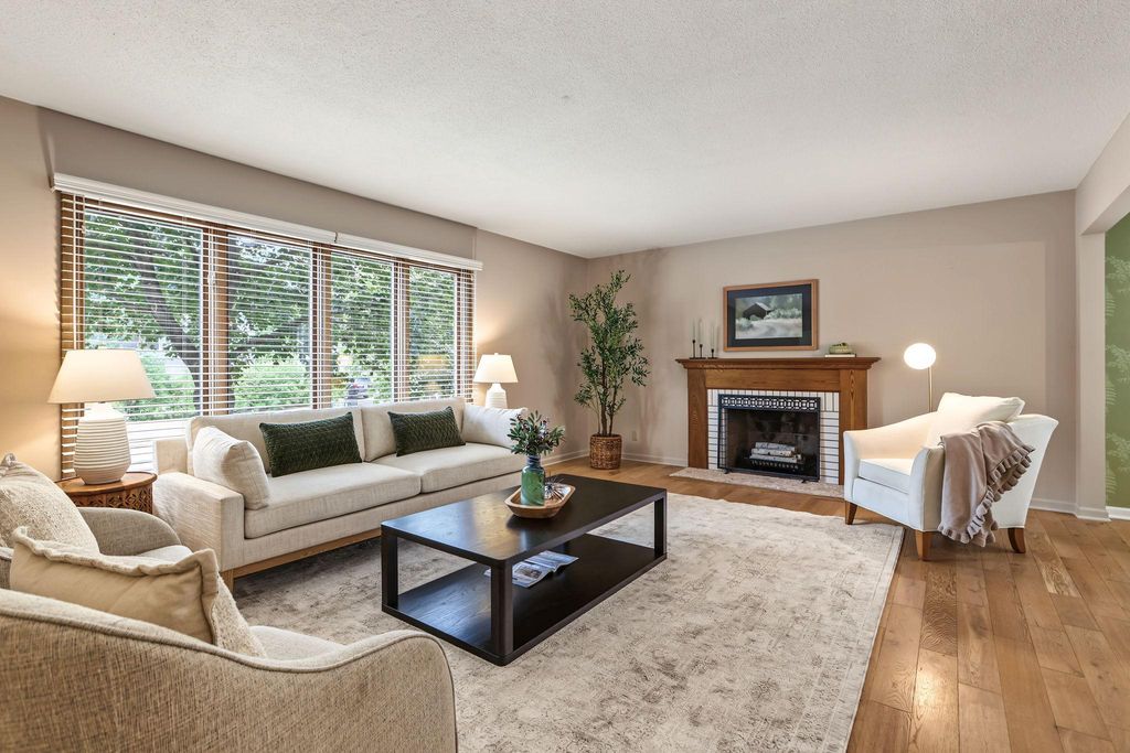 10 Western Terrace, Golden Valley, MN 55426 — photo 3