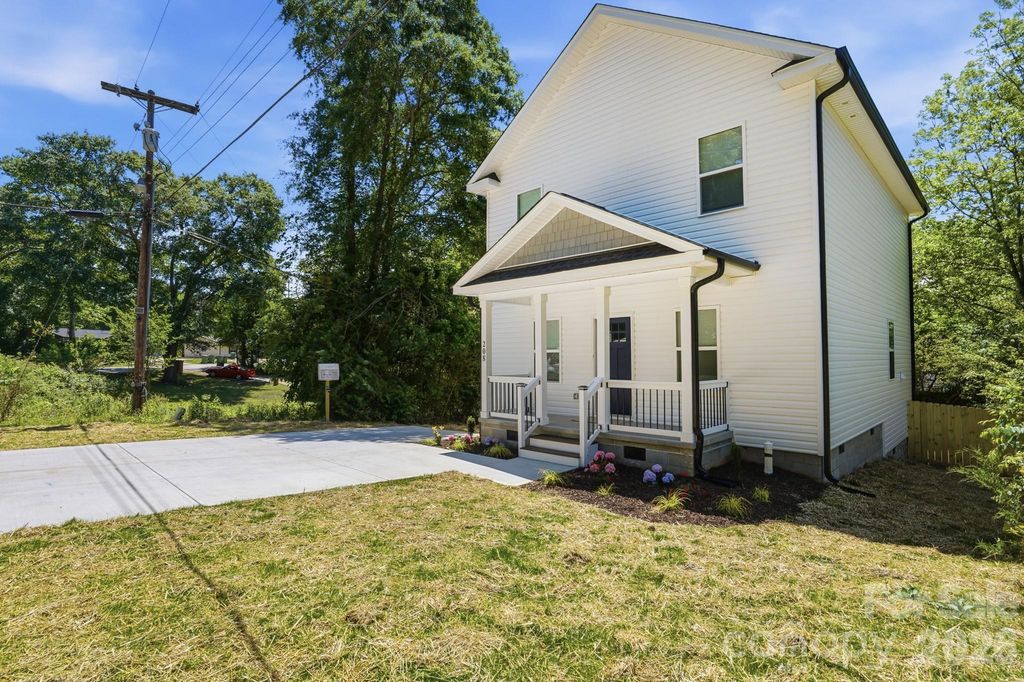 208 Wylie Park Road, Lancaster, SC 29720