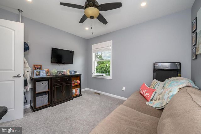30 ATLANTIS BLVD, Tuckerton, NJ 08087