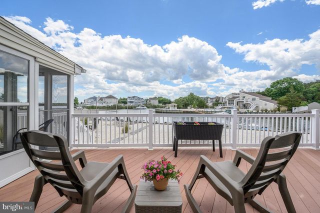 30 ATLANTIS BLVD, Tuckerton, NJ 08087