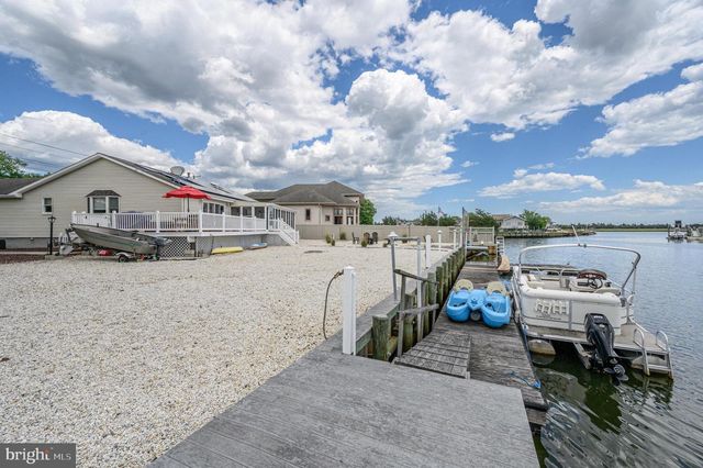 30 ATLANTIS BLVD, Tuckerton, NJ 08087