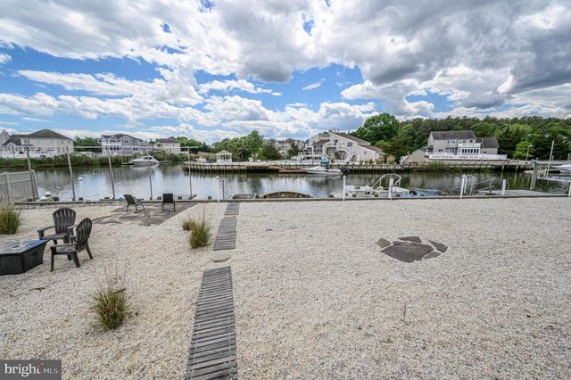 30 ATLANTIS BLVD, Tuckerton, NJ 08087