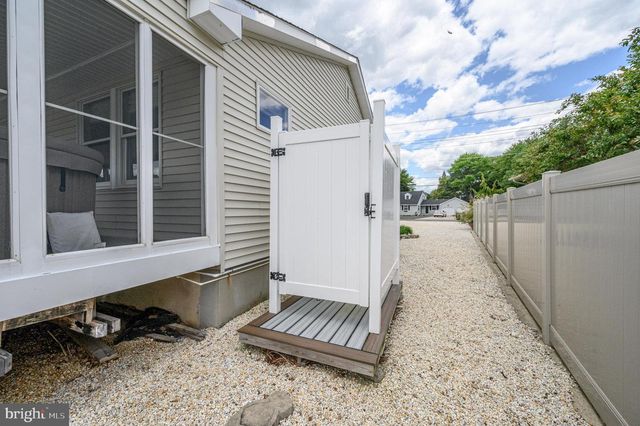 30 ATLANTIS BLVD, Tuckerton, NJ 08087