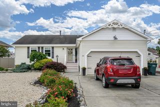 30 ATLANTIS BLVD, Tuckerton, NJ 08087