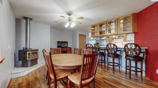 127 Willow Circle, Pasco, WA 99301