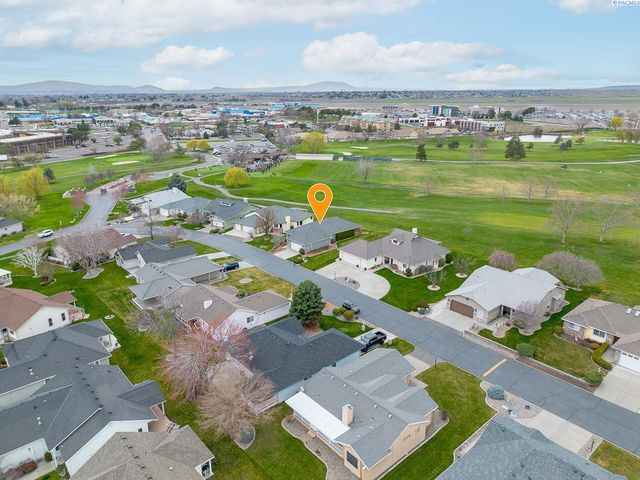 127 Willow Circle, Pasco, WA 99301