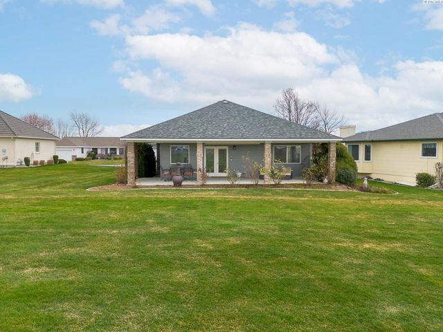 127 Willow Circle, Pasco, WA 99301