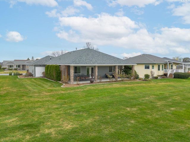 127 Willow Circle, Pasco, WA 99301