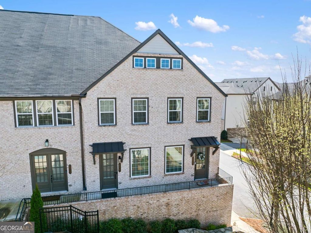 2527 Figaro Drive 214, Atlanta, GA 30339