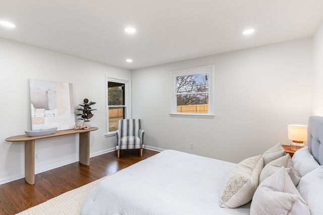 233 Haywood Ln, Nashville, TN 37211