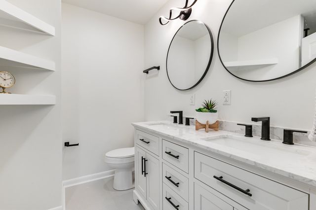 233 Haywood Ln, Nashville, TN 37211