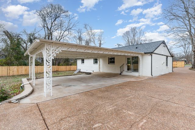 233 Haywood Ln, Nashville, TN 37211