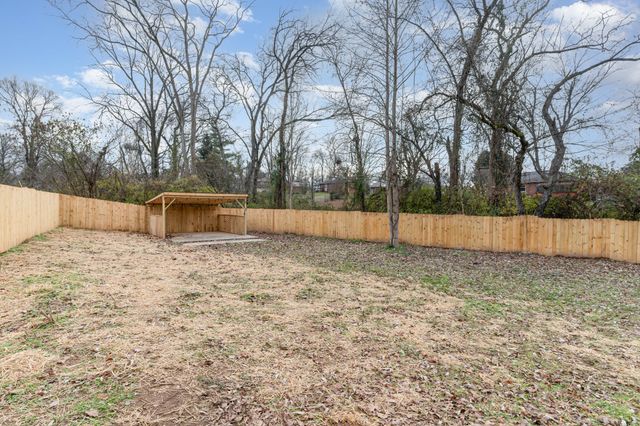 233 Haywood Ln, Nashville, TN 37211