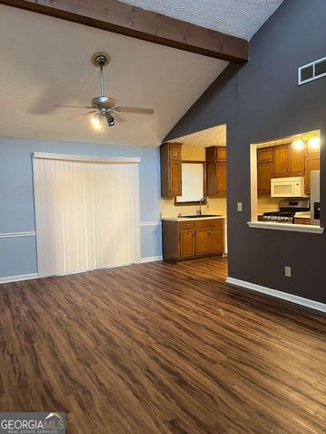 9579 Briar Creek Lane, Jonesboro, GA 30238