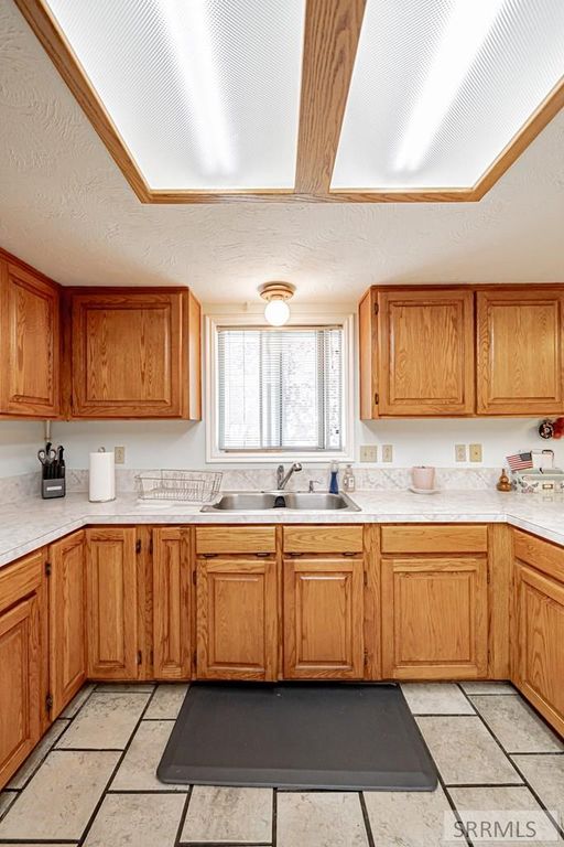Image 17 of property listing at 832 Wildrose Lane, Blackfoot, ID 83221