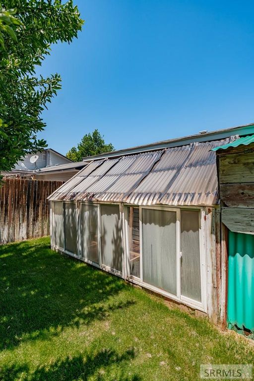 Image 44 of property listing at 832 Wildrose Lane, Blackfoot, ID 83221