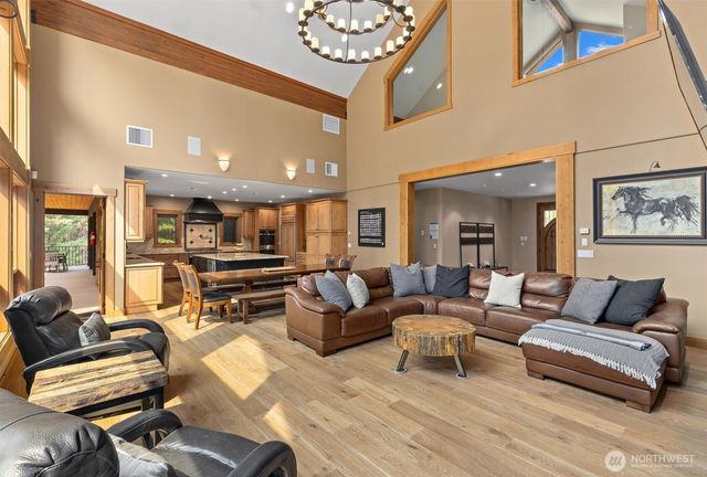 251 Evergreen Valley Loop Road, Ronald, WA 98940