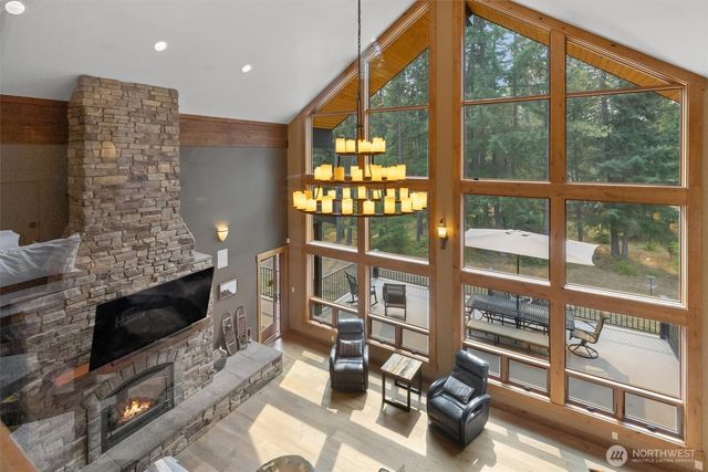 251 Evergreen Valley Loop Road, Ronald, WA 98940