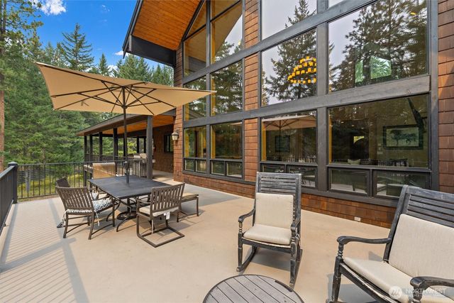 251 Evergreen Valley Loop Road, Ronald, WA 98940