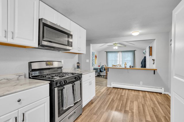 1410 Rowena Lane, Jackson City, MI 49202